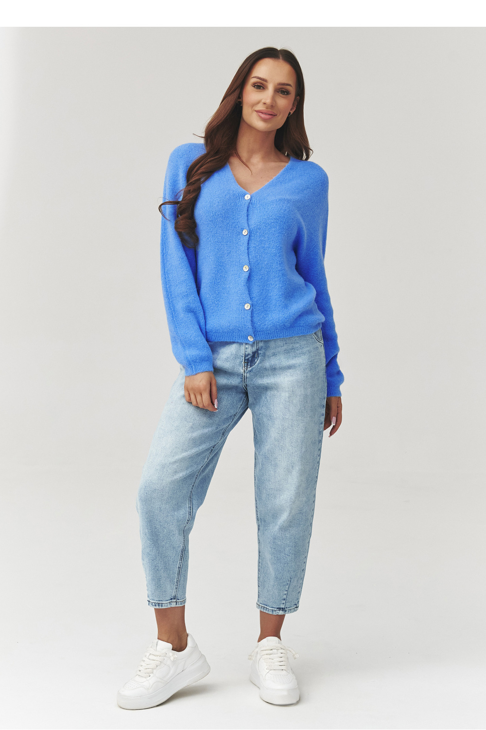 Sweter Damski Model C38 Blue Jeans - Makadamia – widok 2