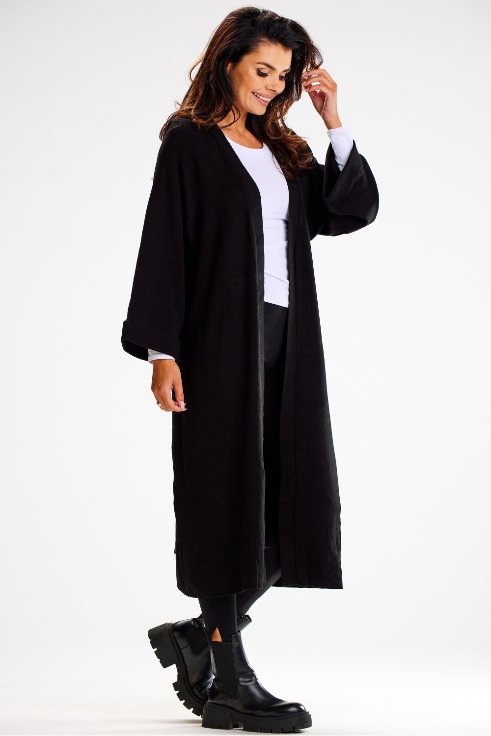 Sweter Kardigan Model A617 Black - awama – widok 2