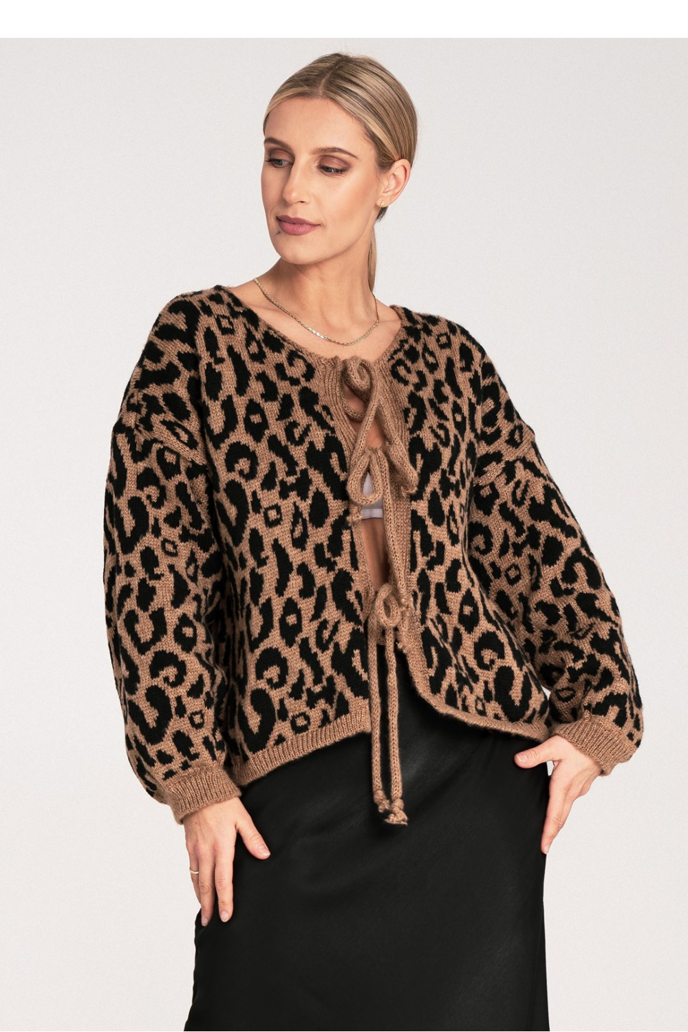 Sweter Damski Model M1094 Black/Beige - Figl