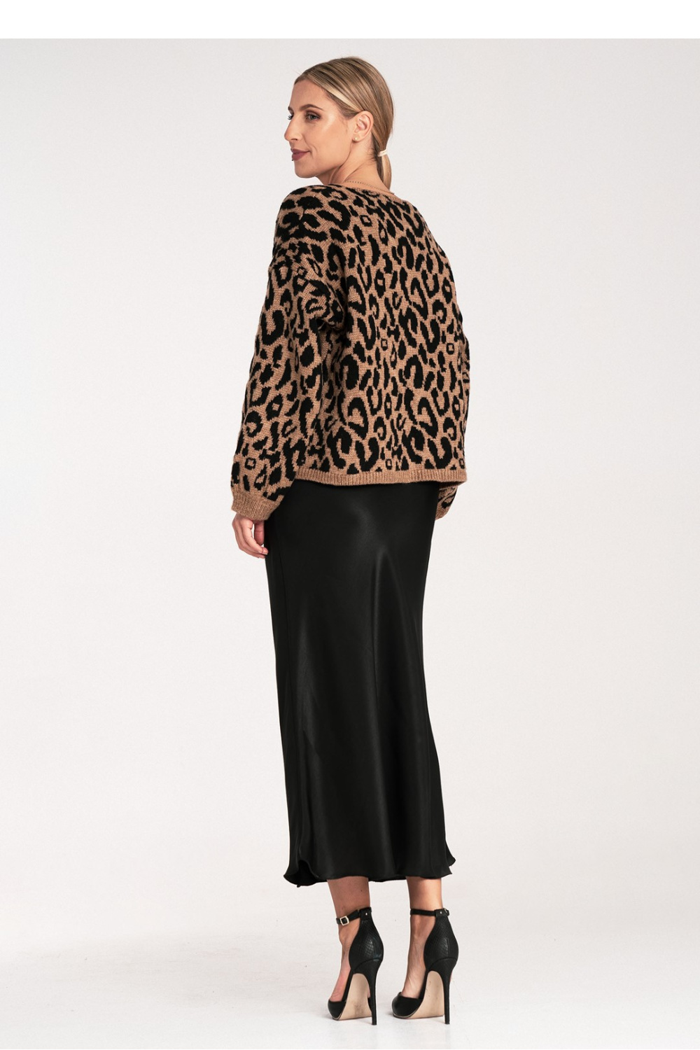 Women’s Sweater Model M1094 Black/Beige - Figl
