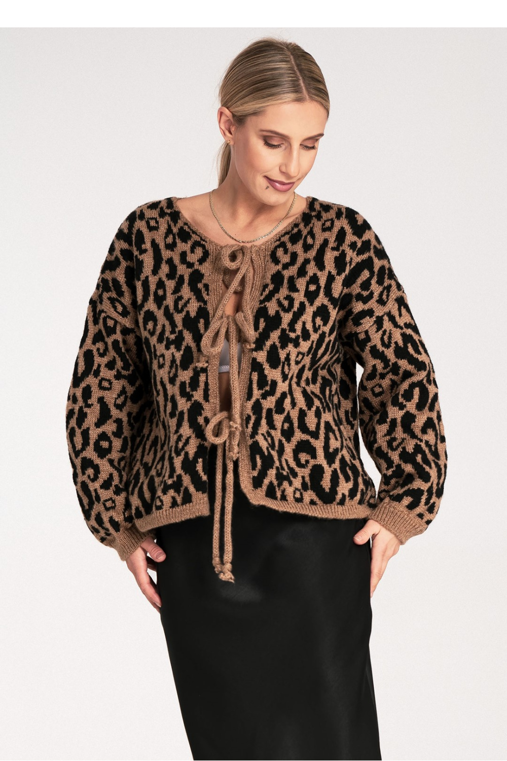 Women’s Sweater Model M1094 Black/Beige - Figl