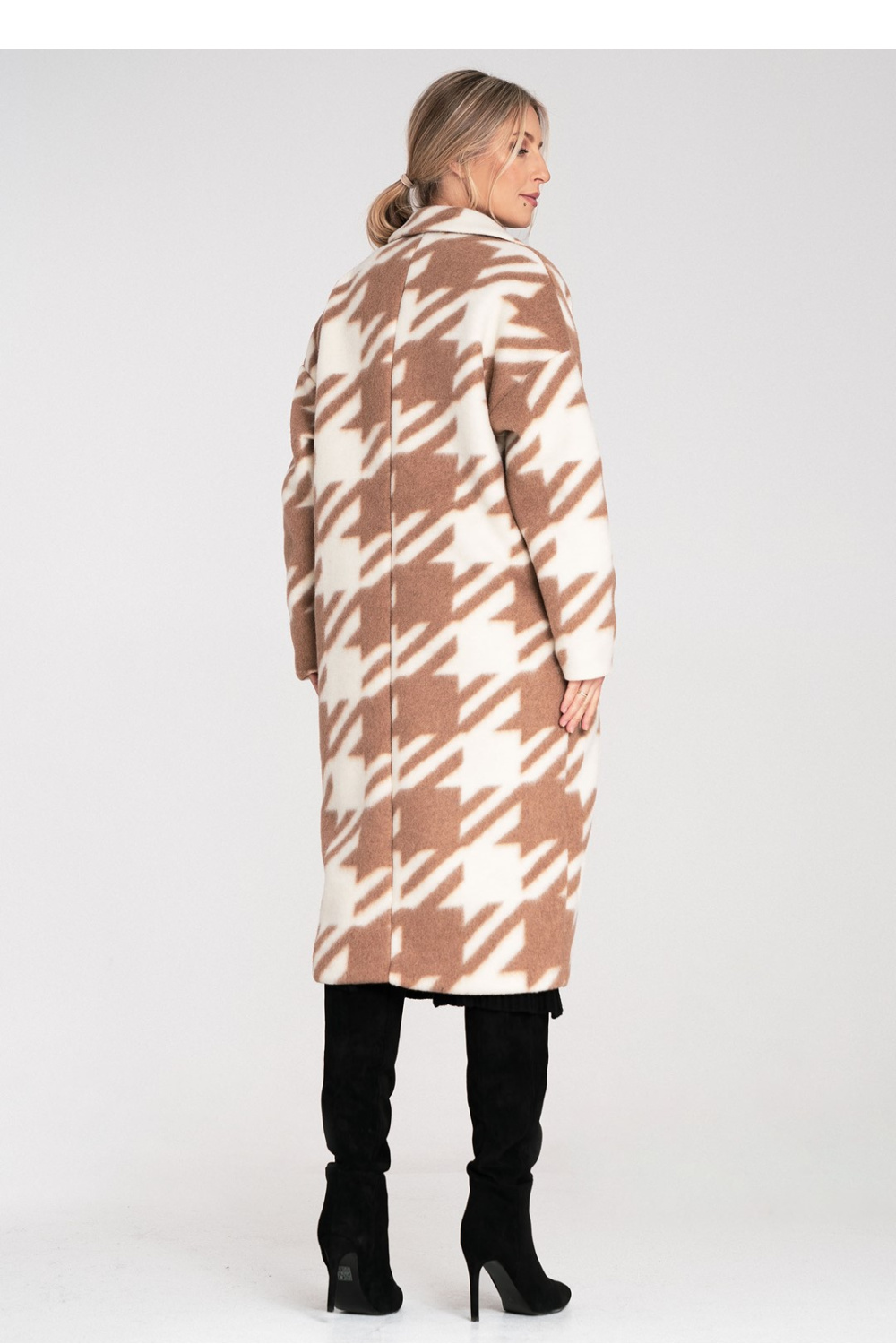 Płaszcz Damski Model M1112 Beige - Figl