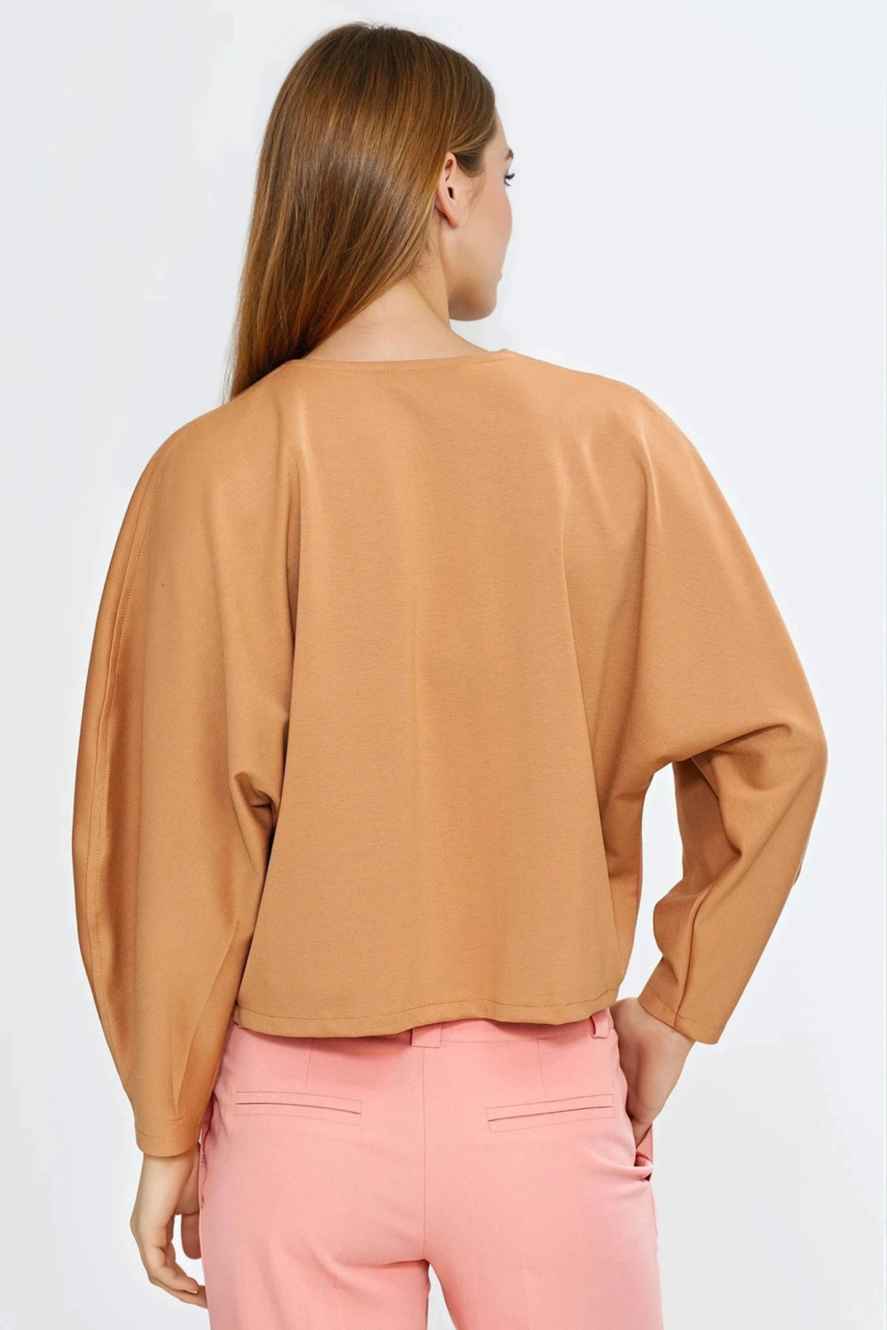 Oversized blouse with balloon sleeves B214 Carmel - Nife – vista 2