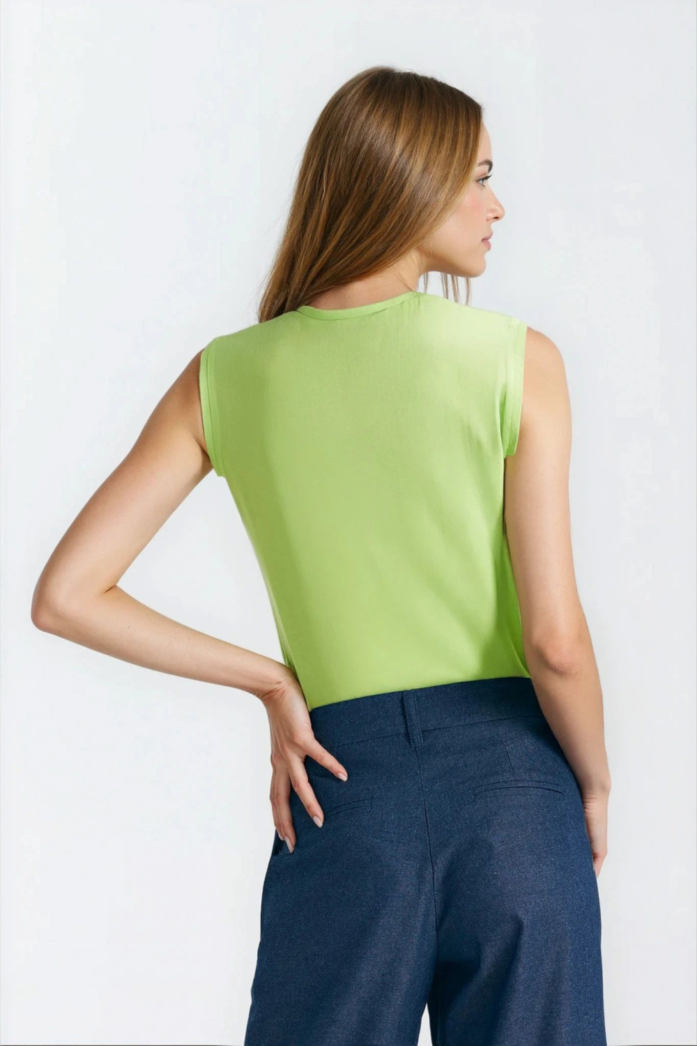Sleeveless V-neck blouse B209 Lime - Nife