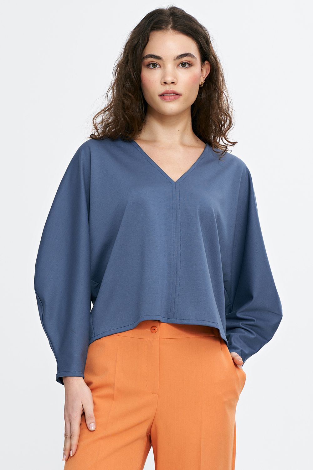 Oversized blouse with balloon sleeves B192 Cobalt - Nife – vista 2