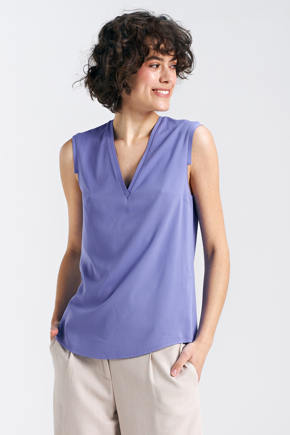 Sleeveless V-neck top B161 Violet - Nife