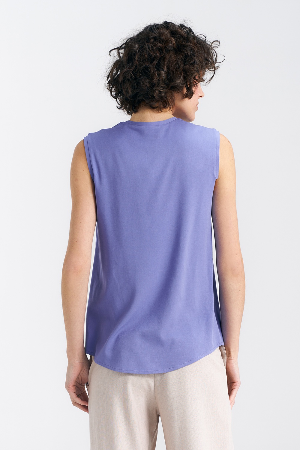 Sleeveless V-neck top B161 Violet - Nife