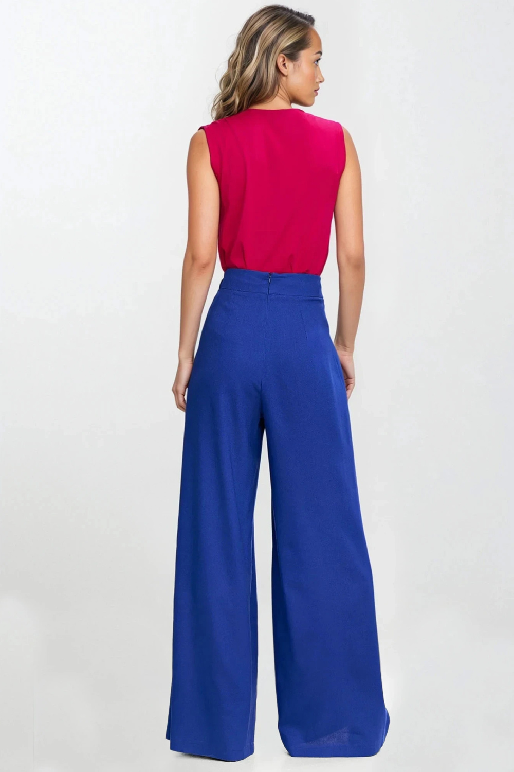 Sleeveless V-neck blouse B191 Fuchsia - Nife