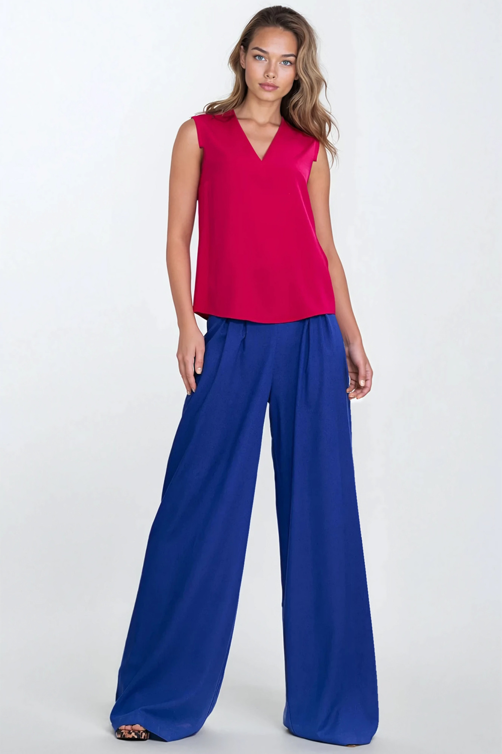 Sleeveless V-neck blouse B191 Fuchsia - Nife – vue 2