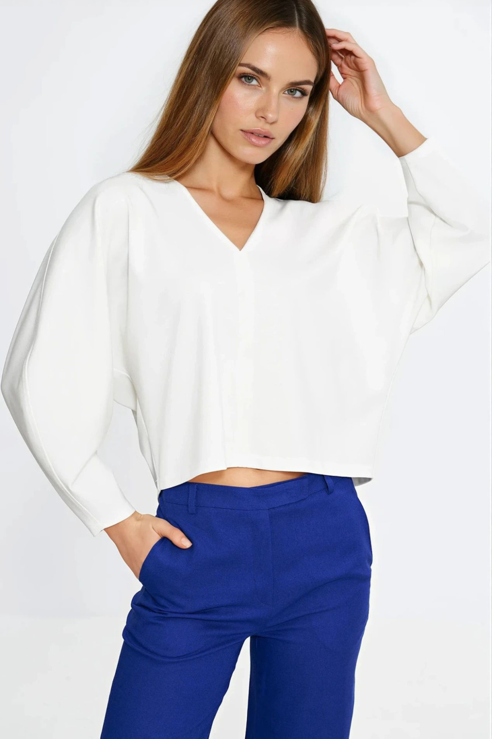 Oversized blouse with balloon sleeves B214 Ecru - Nife – vista 2