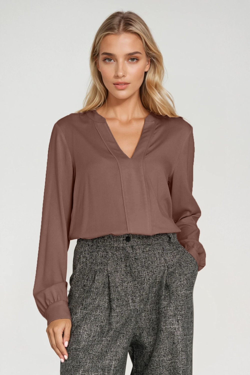 Viscose blouse with a wide pleat at the neckline B196 Mocca - Nife