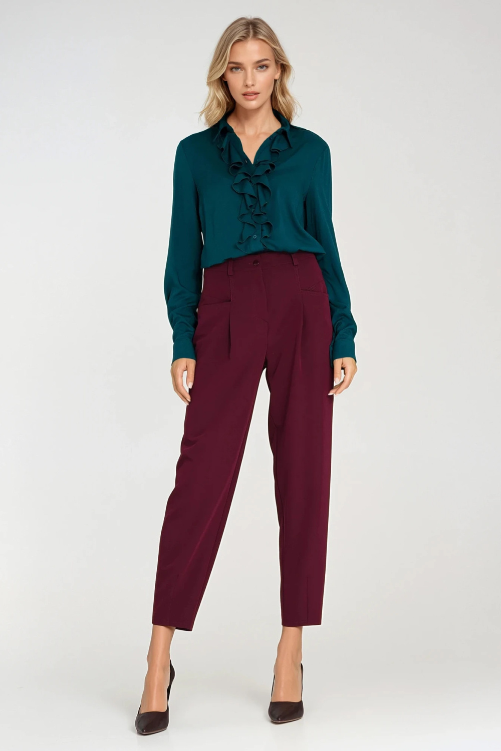 V-neck viscose blouse with jabot B202 Emerald - Nife