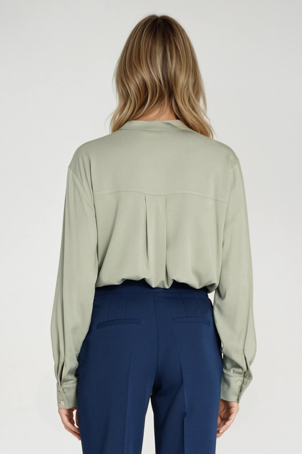 Viscose polo blouse with stand collar B194 Pistachio - Nife – vista 2