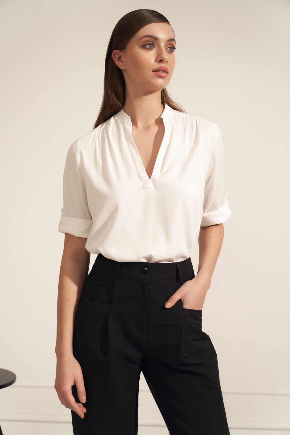 Viscose ecru blouse with rolled sleeves B184 Ecru - Nife