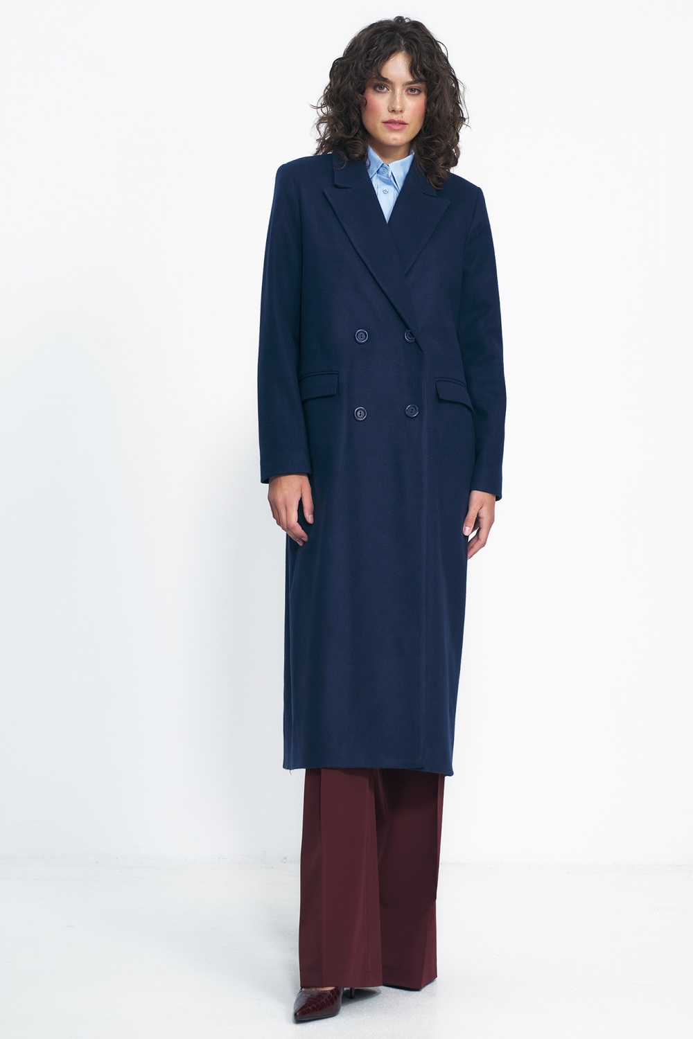 Granatowy płaszcz oversize PL20 Navy - Nife – widok 2