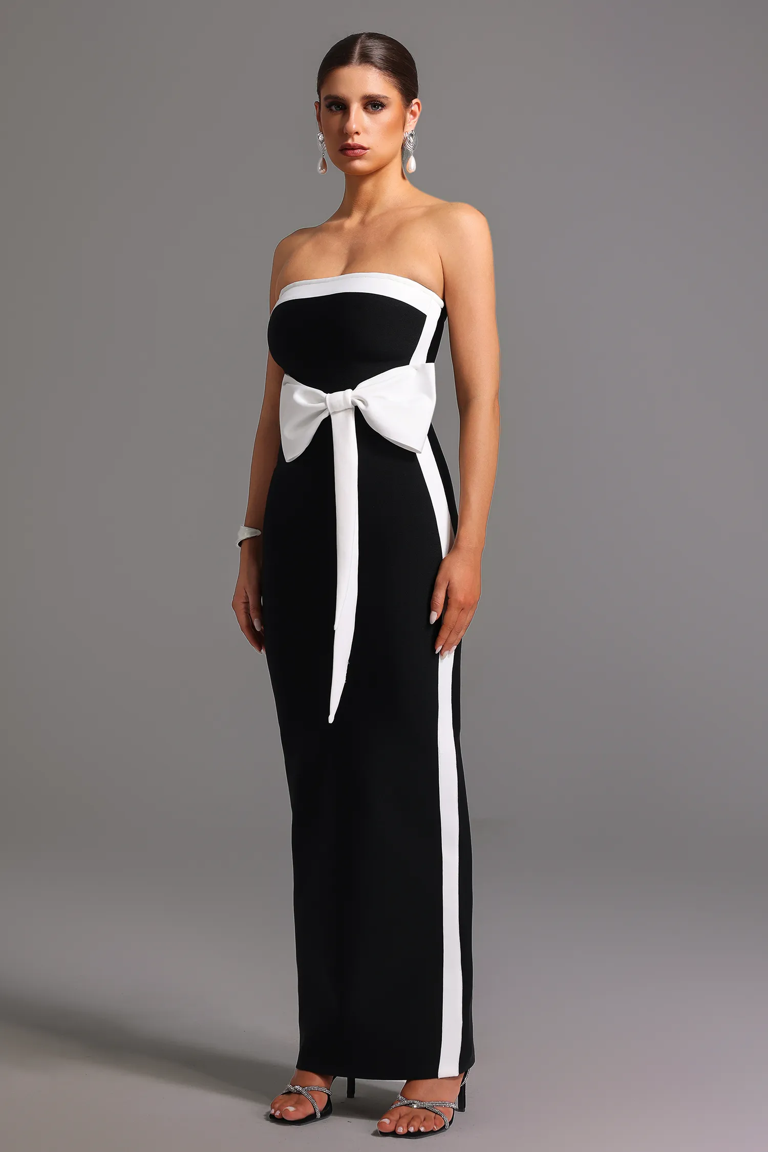 Robe Bow Black