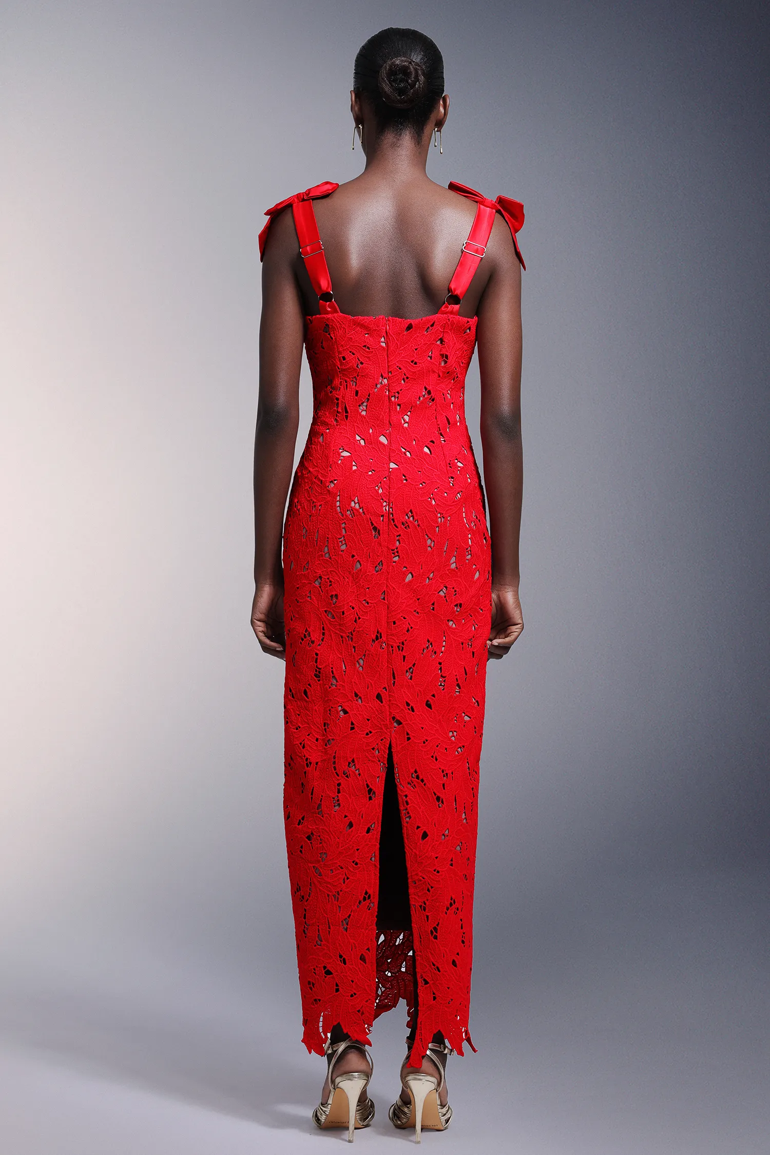 Robe Teela Bows