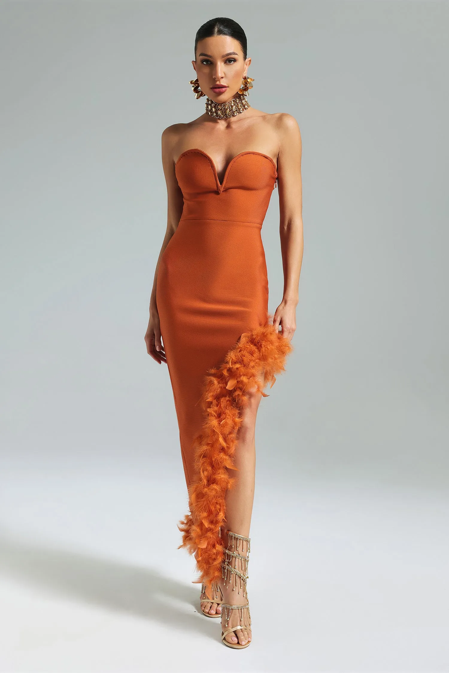 Robe Manik Feather