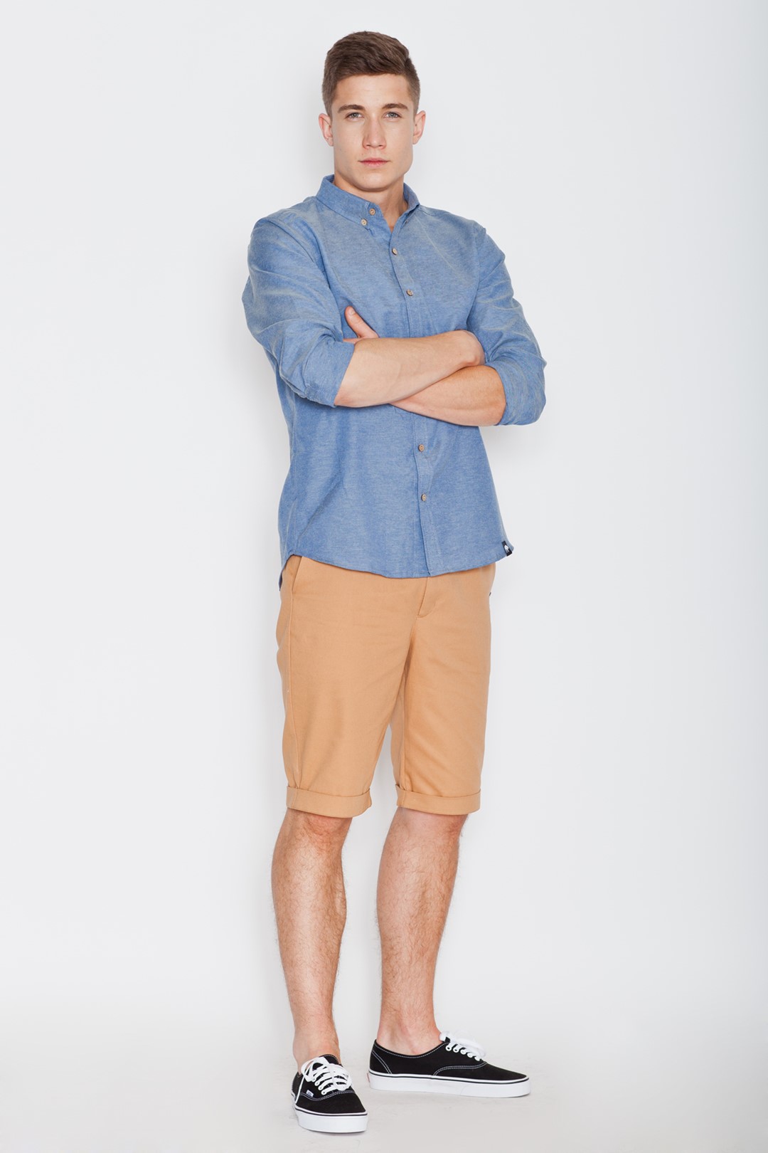 V022 Shorts Beige