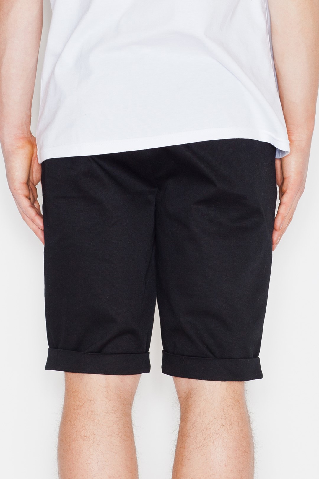 V022 Shorts Black – vista 2