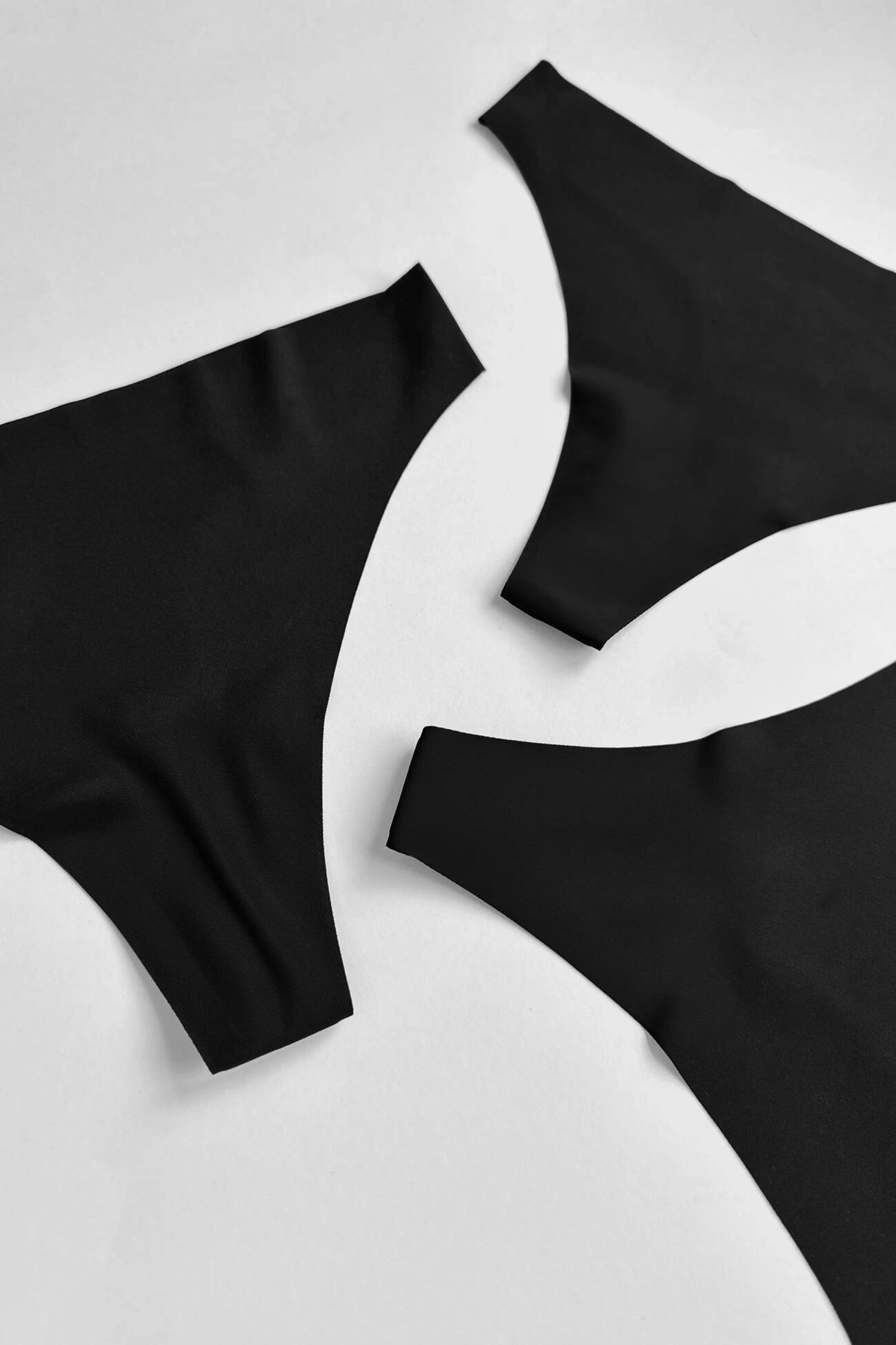 Blanca tanga sin costuras, pack de tres