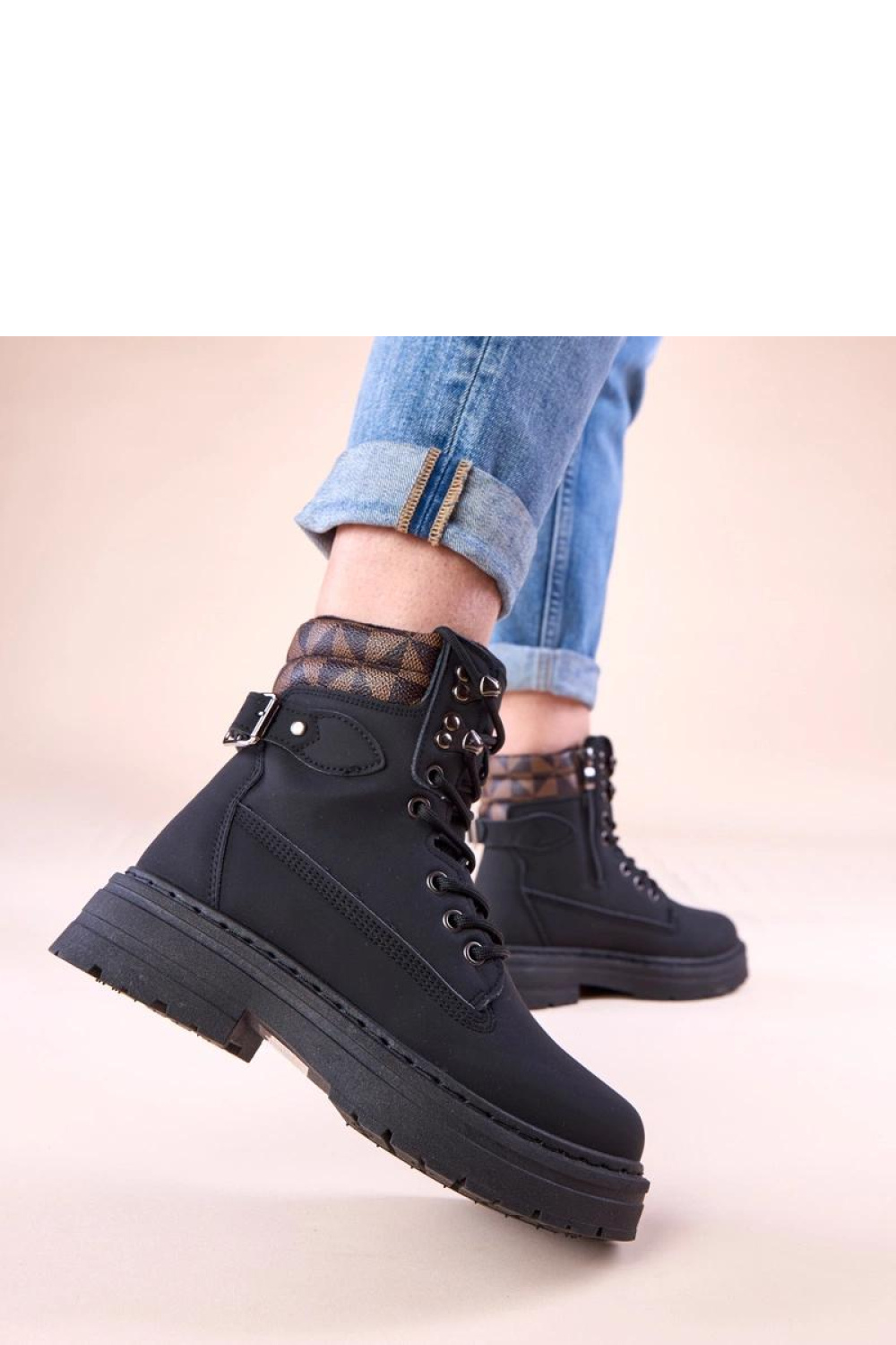 Selio B2150 Black Ankle Boots - Solea