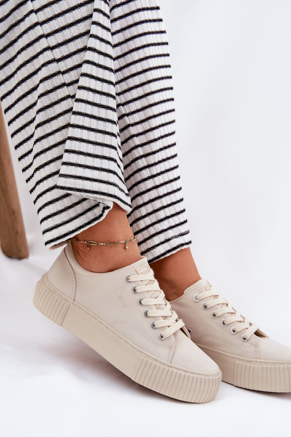 Big Star RR274407 Beige Sneakers - Step in style