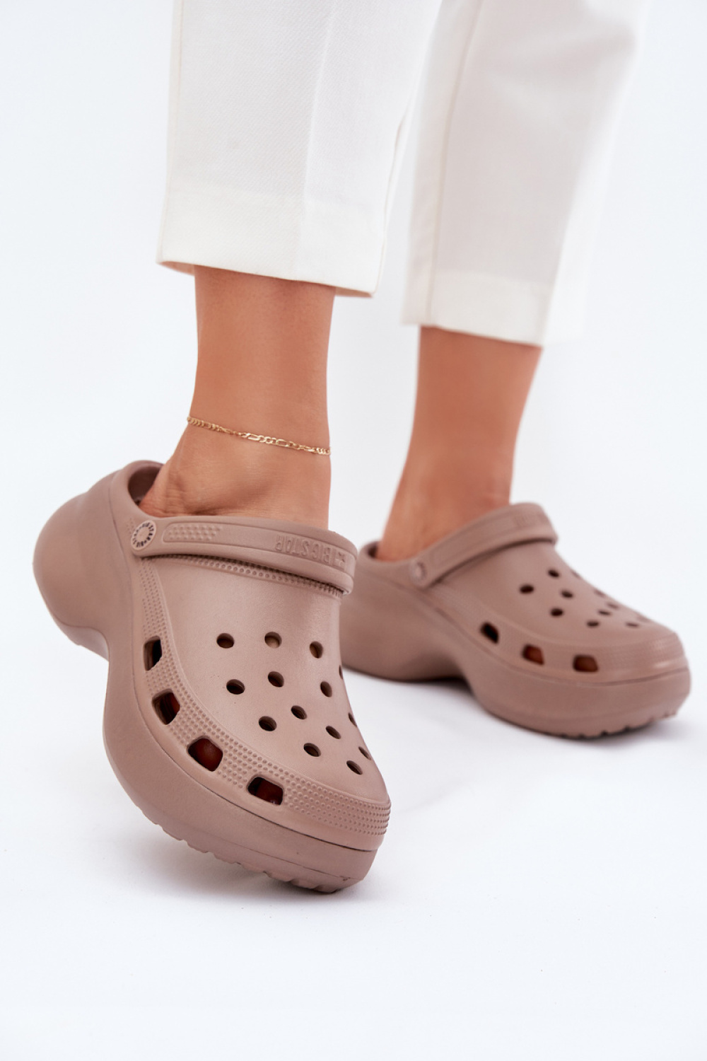 Big Star RR274A121 Slide Sandals, Dark Beige - Step in style