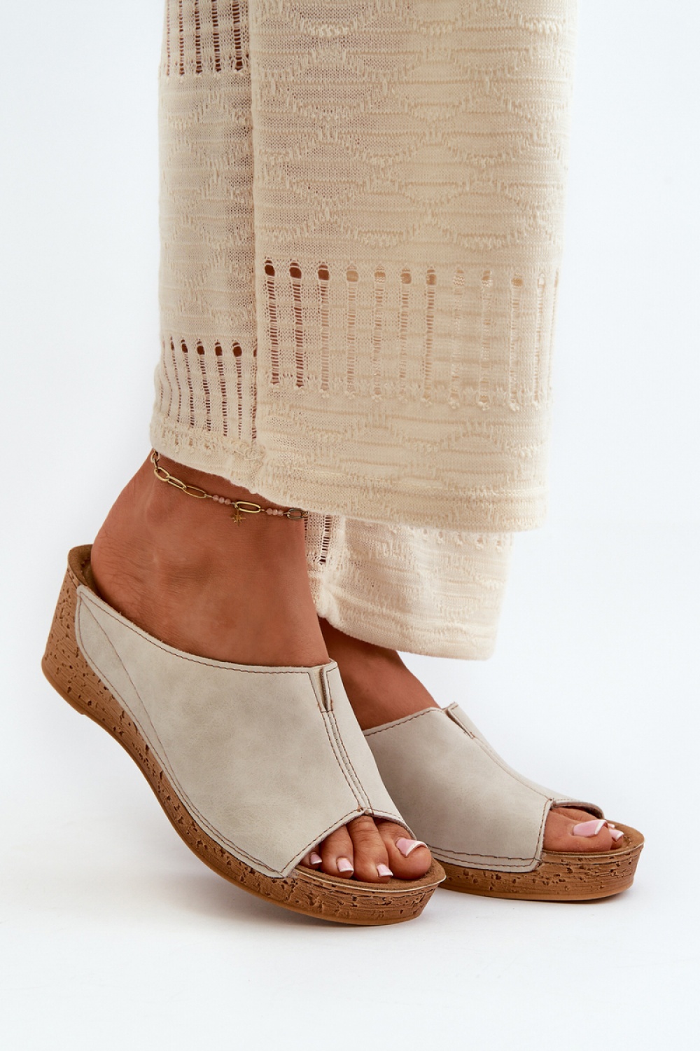 Inblu NG000002 Beige Slide Sandals - Step in style
