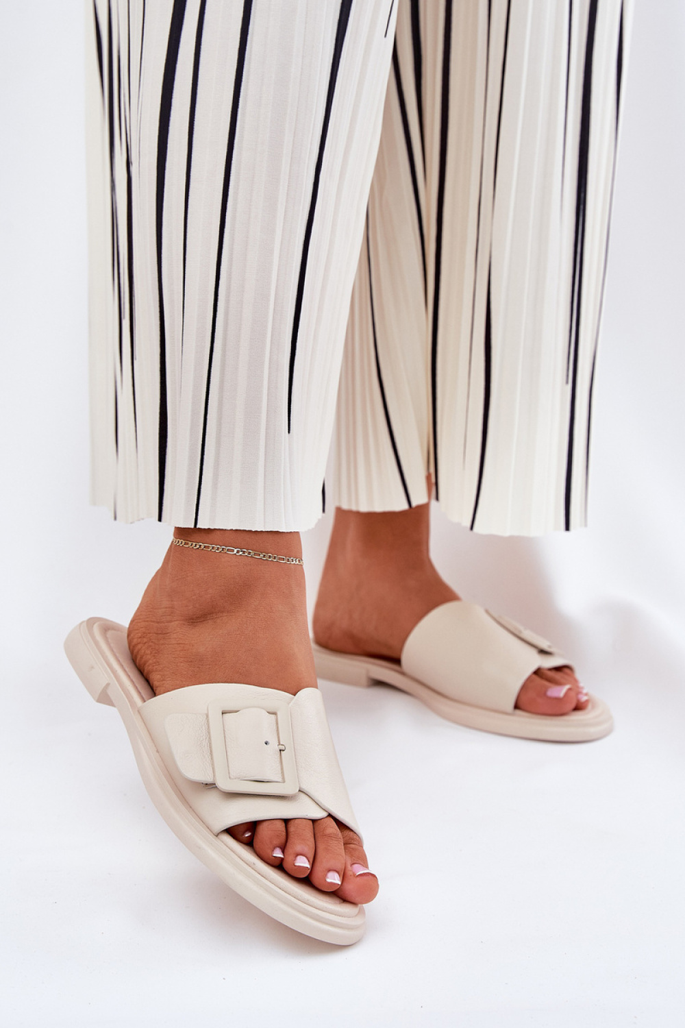 Sandal Mules Model DA SJ2302-01 Beige - Step in style
